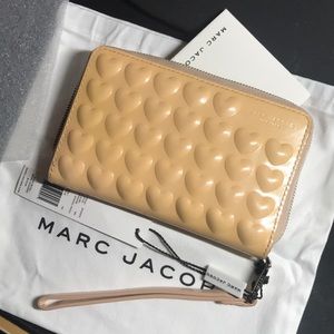 Marc Jacobs Heart Seashell Peach Leather Wallet